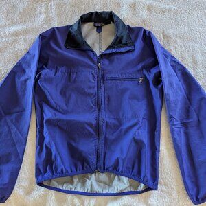 Patagonia light weight polyester rain jacket